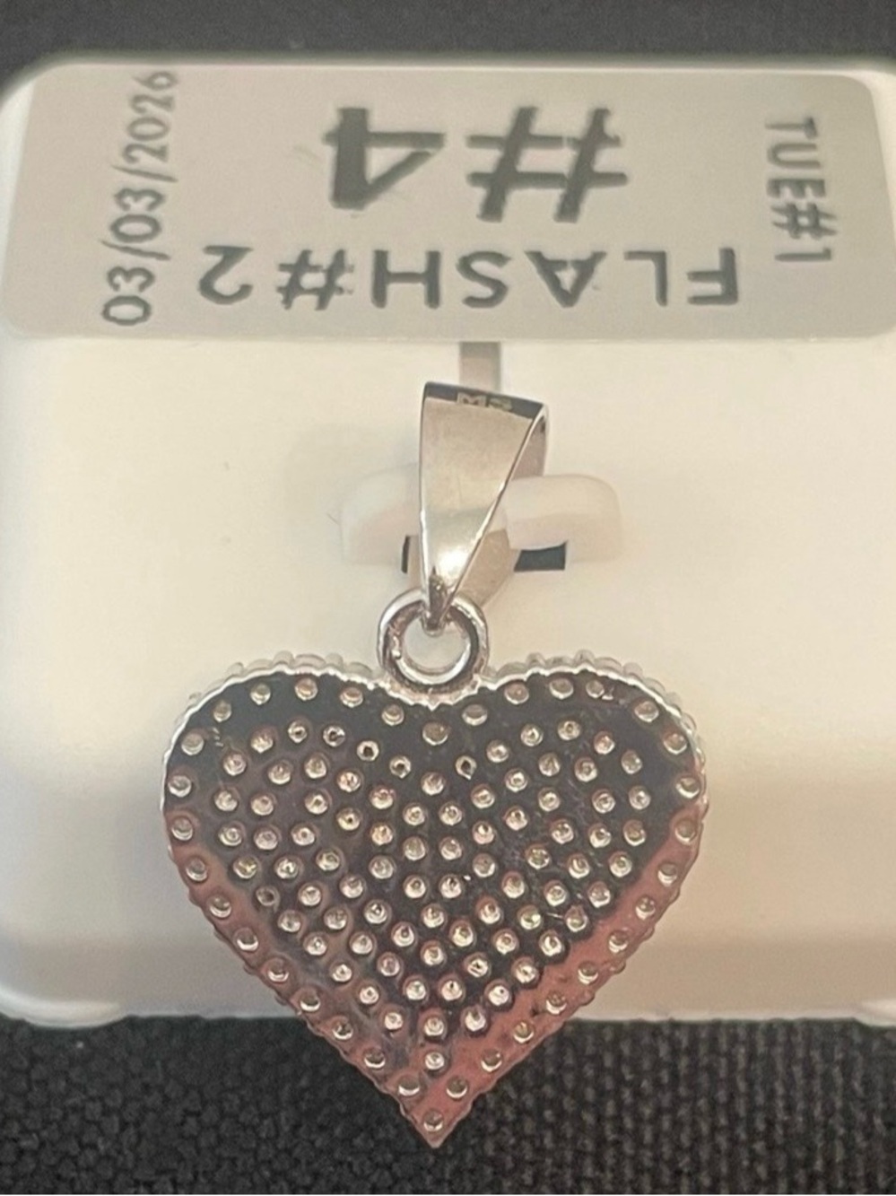 Beautiful Heart Shape Moissanite pendant 0.50ctw rhodium plating over 925 silver - Picture 4 of 6